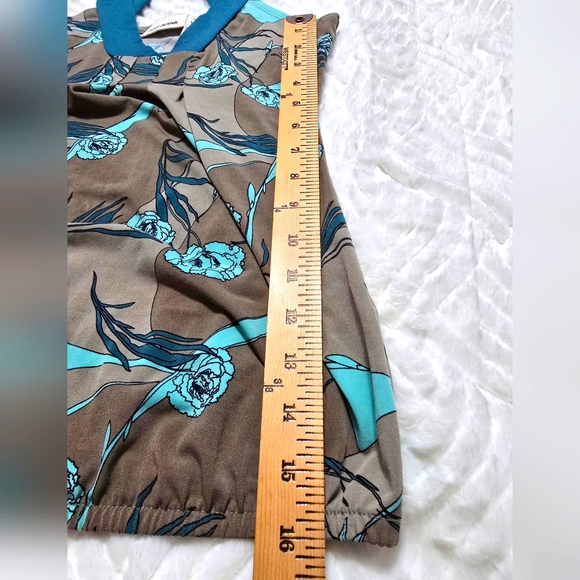 DKNY Floral  Top. Size XS - Picture 4 of 6